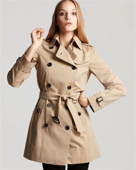 Burberry trench coat outlets